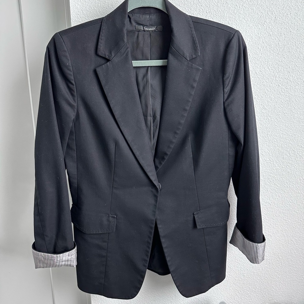 Tahari casual work blazer